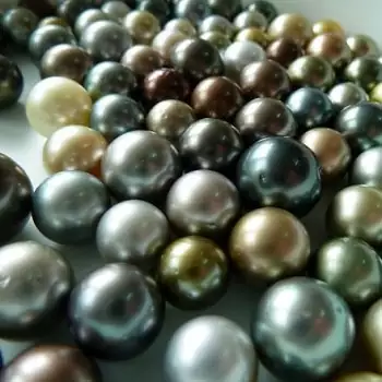 Perlenklassiker Perlenarten Tahitiperlen für Perlenketten, Perlenarmbänder, Perlenohrringe, Perlenringe und Perlenanhänger