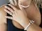 Preview: Eleganter Ring weiße Perle, paralleler Zirkoniaring, 925er rhodiniertes Silber, Gaura Pearls, Estland