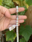 Preview: Elegante Perlenkette weiß rund 9-10 mm, 45 cm, Designverschluss 925er Silber, Gaura Pearls, Estland