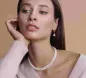 Preview: Luxury-Perlencollier 2-reihig Choker weiß mit variablem Verschluss, rund, 5-5.5 mm, 39 cm, Gaura Pearls, Estland Preview: Luxury-Perlencollier 2-reihig Choker weiß mit variablem Verschluss, rund, 5-5.5 mm, 39 cm, Gaura Pearls, Estland