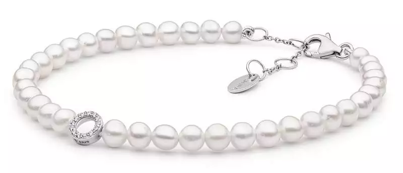 Elegantes Design-Perlenarmband weiß rund 4-4.5 mm, Länge 18 (+3) cm, 925er Silber, Gaura Pearls, Estland