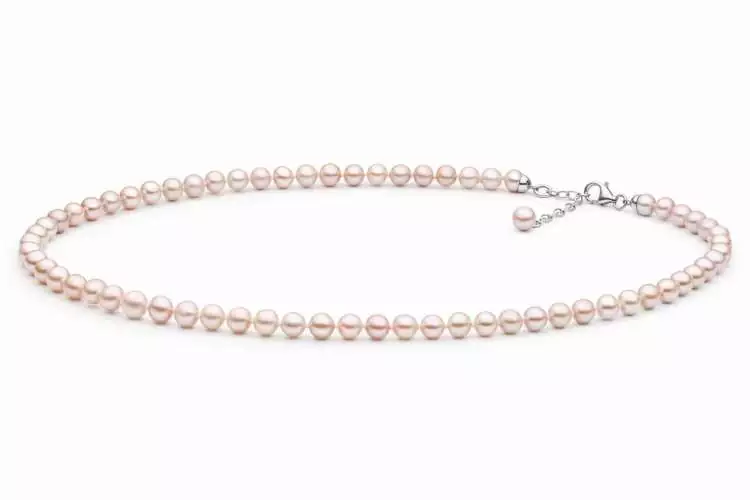 Elegante Perlenkette lavendel rund 6-6.5 mm, 45 cm, Verschluss 925er Silber mit Perle, Gaura Pearls, Estland