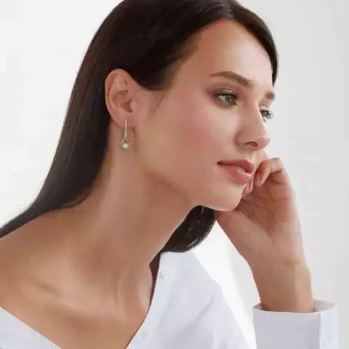 Eleganter Perlenohrhänger weiß 5-5.5 mm, Zirkonia, 925er Silberketten, Sich.verschluss, Gaura Pearls, Estland Bild 2