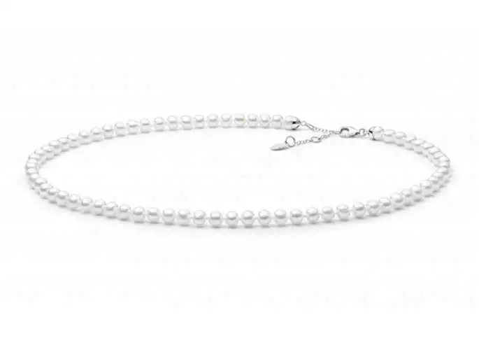 Moderne klassische Perlenkette weiß rund 4.5-5.5 mm, 45 cm, Verschluss 925er Silber, Gaura Pearls, Estland