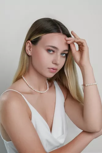 Klassisch-elegantes Perlenarmband weiß rund 7-8 mm, Karabinerverschluss 14K Roségold, Gaura Pearls, Estland Bild 2
