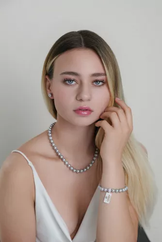 Gaura Pearls Perlenkette - grau, rund, 45-48 cm, 925 Silber
