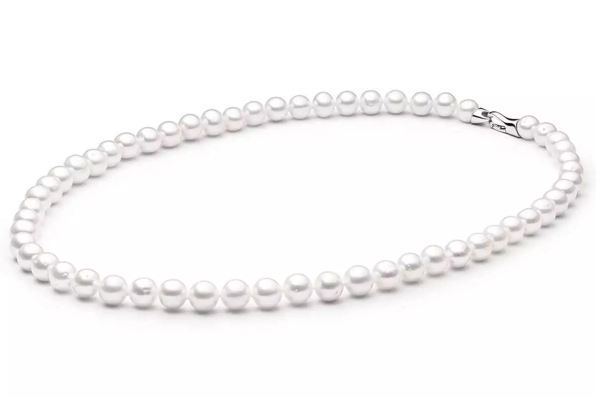 Elegante Perlenkette weiß rund 9-10 mm, 45 cm, Designverschluss 925er Silber, Gaura Pearls, Estland