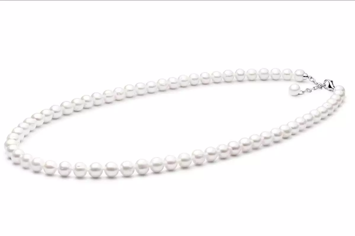 Elegante Perlenkette weiß rund 8.5-9.5 mm, 55 cm, Verschluss 925er Silber mit Perle, Gaura Pearls, Estland