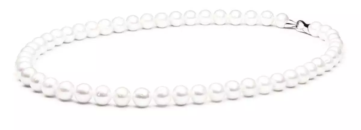 Elegante Perlenkette weiß rund 9.5-10.5 mm, 55 cm, Designverschluss 925er Silber, Gaura Pearls, Estland