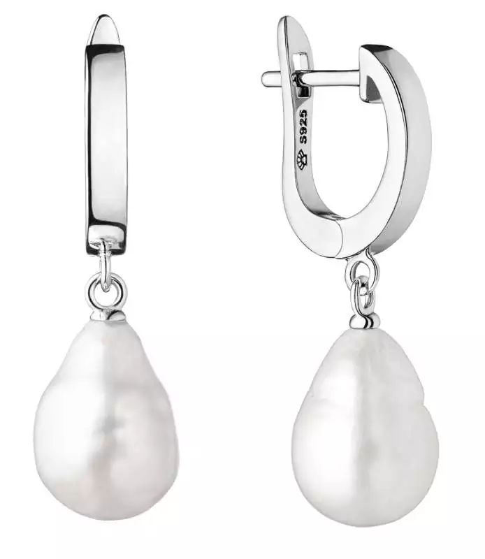 Eleganter Perlenohrring hängend weiß Kasumi like 10-11 mm, Englischer Verschluss, Gaura Pearls, Estland