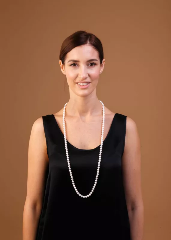 Elegante Perlenkette weiß rund 9-10 mm, 55 cm, Verschluss 925er Silber mit Perle, Gaura Pearls, Estland Elegante Perlenkette weiß rund 9-10 mm, 55 cm, Verschluss 925er Silber mit Perle, Gaura Pearls, Estland