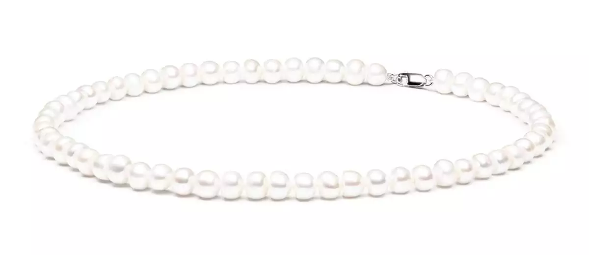 Beliebte Perlenkette weiß halbrund 8-9 mm, 47 cm, Verschluss 925er Silber, Gaura Pearls, Estland