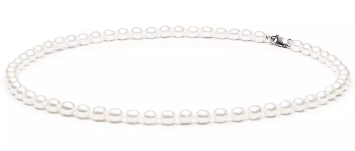Leichte Choker Perlenkette weiß reisförmig 6-7 mm, 45 cm, Verschluss 925er Silber, Gaura Pearls, Estland