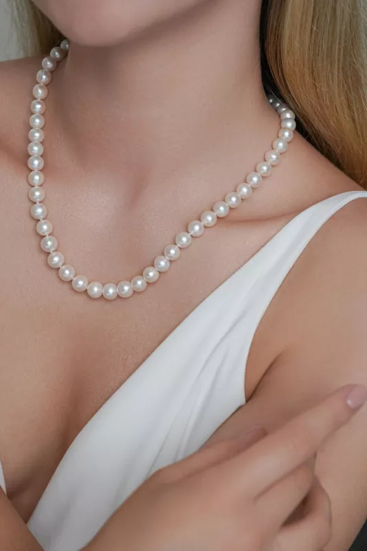 Gaura Pearls Perlenkette - weiß, rund, 50 cm, 585 Weiß/Gelbgold Gaura Pearls Perlenkette - weiß, rund, 50 cm, 585 Weiß/Gelbgold