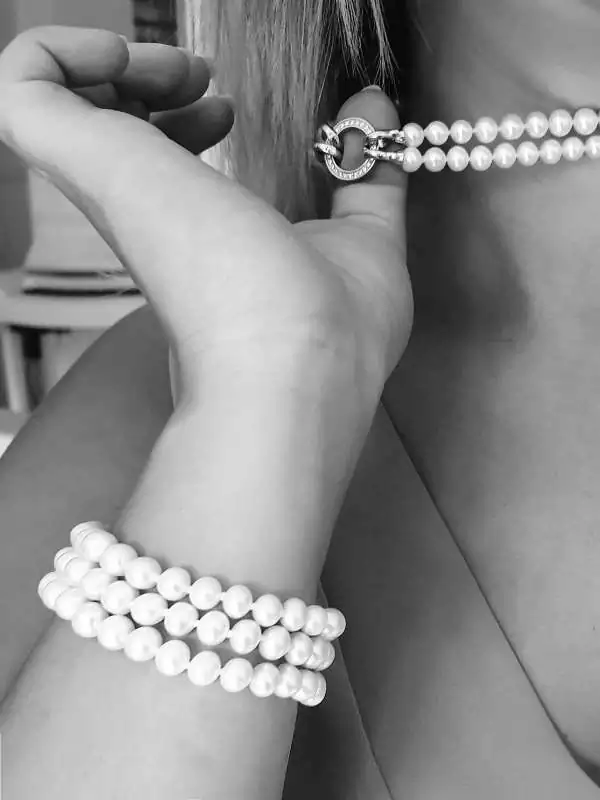 Elegantes Perlenarmband Damen 3-reihig weiß rund 6-7 mm, 19 cm, Verschluss 925er Silber, Gaura Pearls, Estland Bild 4