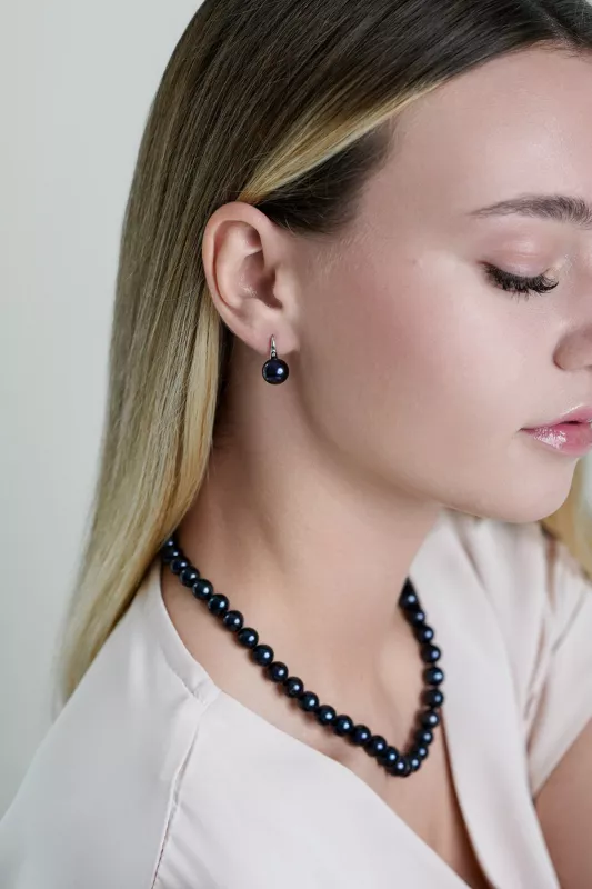 Perlenohrring hängend Zirkonia schwarz rund 10-10.5 mm, Zirkonia, Englischer Verschluss, 925er Silber, Gaura Pearls, Estland Bild 1 Perlenohrring hängend Zirkonia schwarz rund 10-10.5 mm, Zirkonia, Englischer Verschluss, 925er Silber, Gaura Pearls, Estland Bild 1