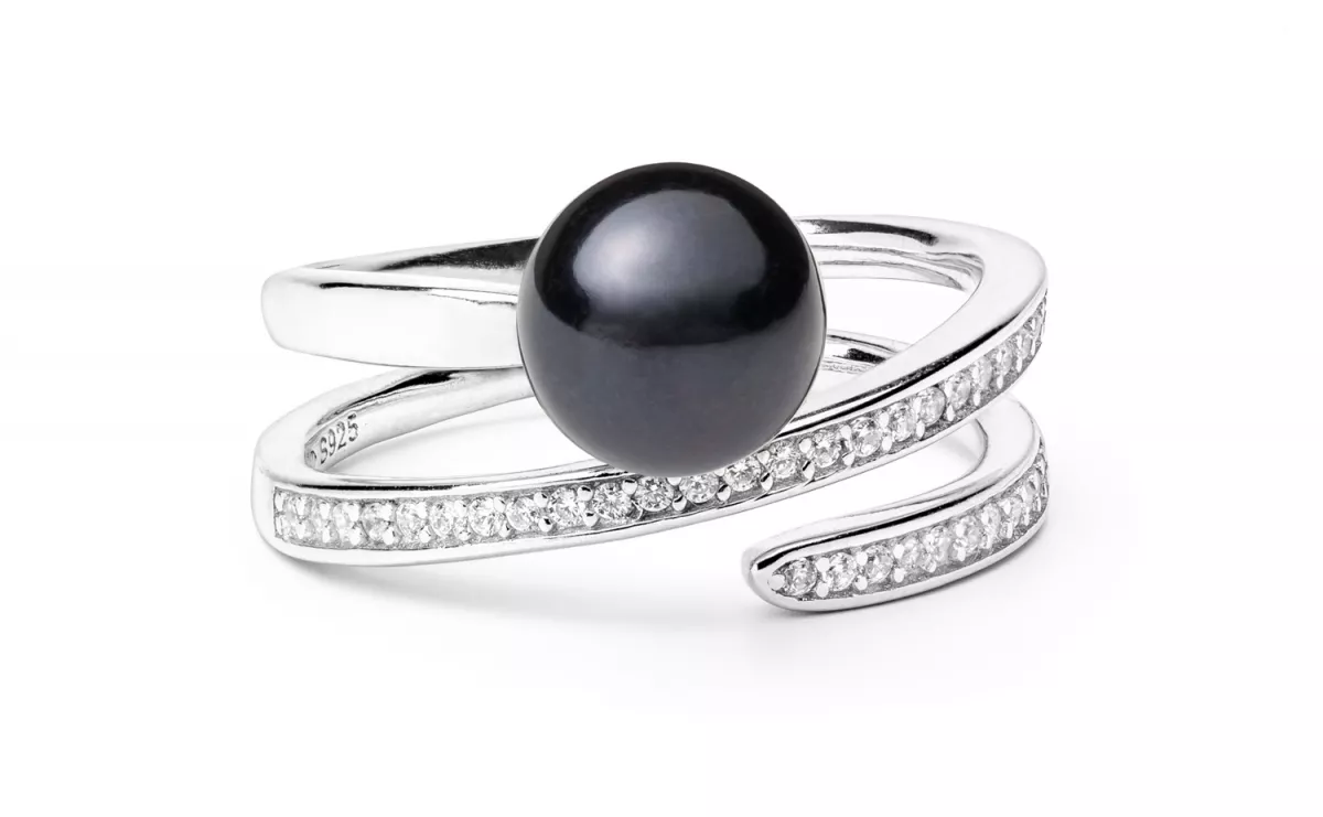 Geschwungener Ring mit schwarzer Perle 8-8.5 mm, Zirkonia, 925er rhodiniertes Silber, Gaura Pearls, Estland Geschwungener Ring mit schwarzer Perle 8-8.5 mm, Zirkonia, 925er rhodiniertes Silber, Gaura Pearls, Estland