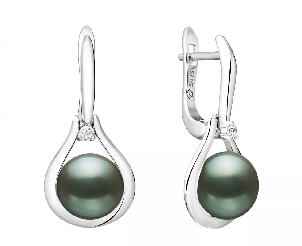 Casual Perlenohrhänger schwarz rund 9-9.5 mm, Zirkonia, Englischer Verschluss, Gaura Pearls, Estland Casual Perlenohrhänger schwarz rund 9-9.5 mm, Zirkonia, Englischer Verschluss, Gaura Pearls, Estland