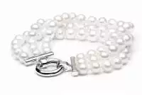 Elegantes Perlenarmband Damen 3-reihig weiß rund 6-7 mm, 19 cm, Verschluss 925er Silber, Gaura Pearls, Estland